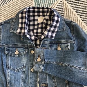 J Crew 100% cotton blue & white plaid button down shirt